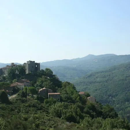 Medieval Mountain Life - Vita Di Montagna Medievale Apartment *